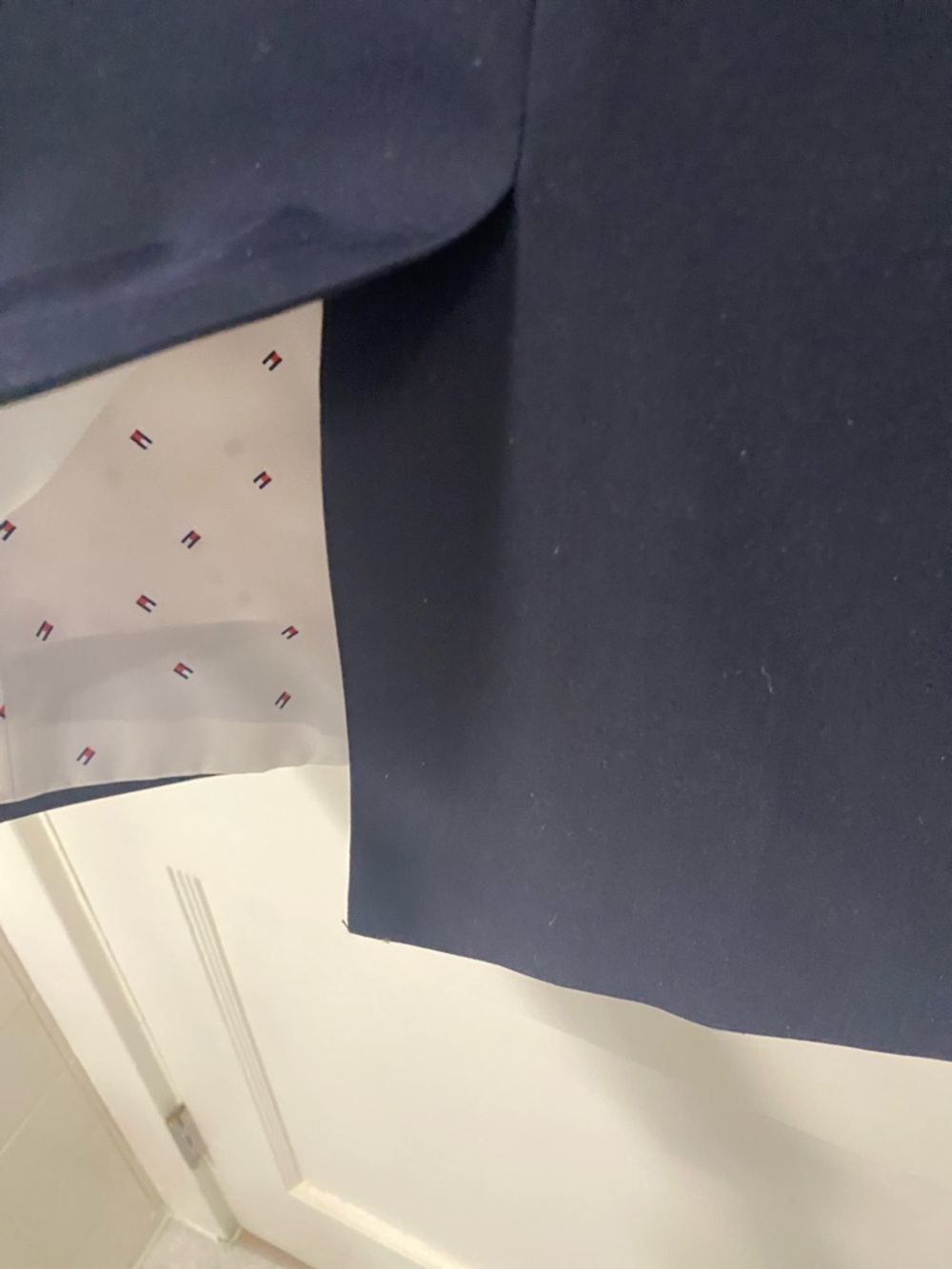 Tommy Hilfiger Navy Sport Coat with Pocket Square - Picture 5 of 9